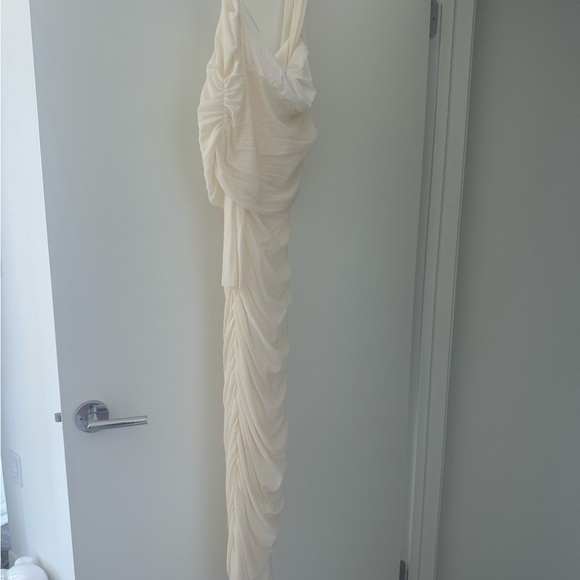 Bumpsuit - off the shoulder soft mesh dress MATERNITY - Picture 5 of 6